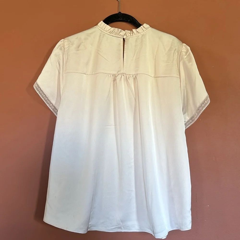 😊NWT J.CREW Tulip-sleeve ruffleneck top blouse Dune Pink Beige Shell size…
